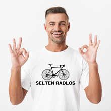 Lade das Bild in den Galerie-Viewer, „Selten Radlos“ -Unisex T-Shirt
