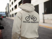 Lade das Bild in den Galerie-Viewer, „MTB-Selten Radlos&quot; (Rückendruck) - Unisex Organic Hoodie
