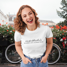 Lade das Bild in den Galerie-Viewer, „Kommt Zeit, kommt Rad“ - Unisex T-Shirt
